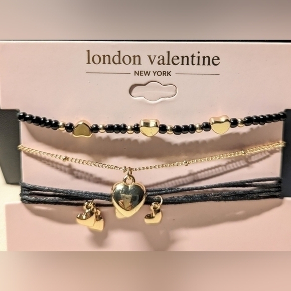 London Valentine choker necklace set of  in golden and brown colors.NWT.
